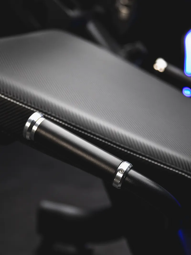 Seat pad and steel frame detail