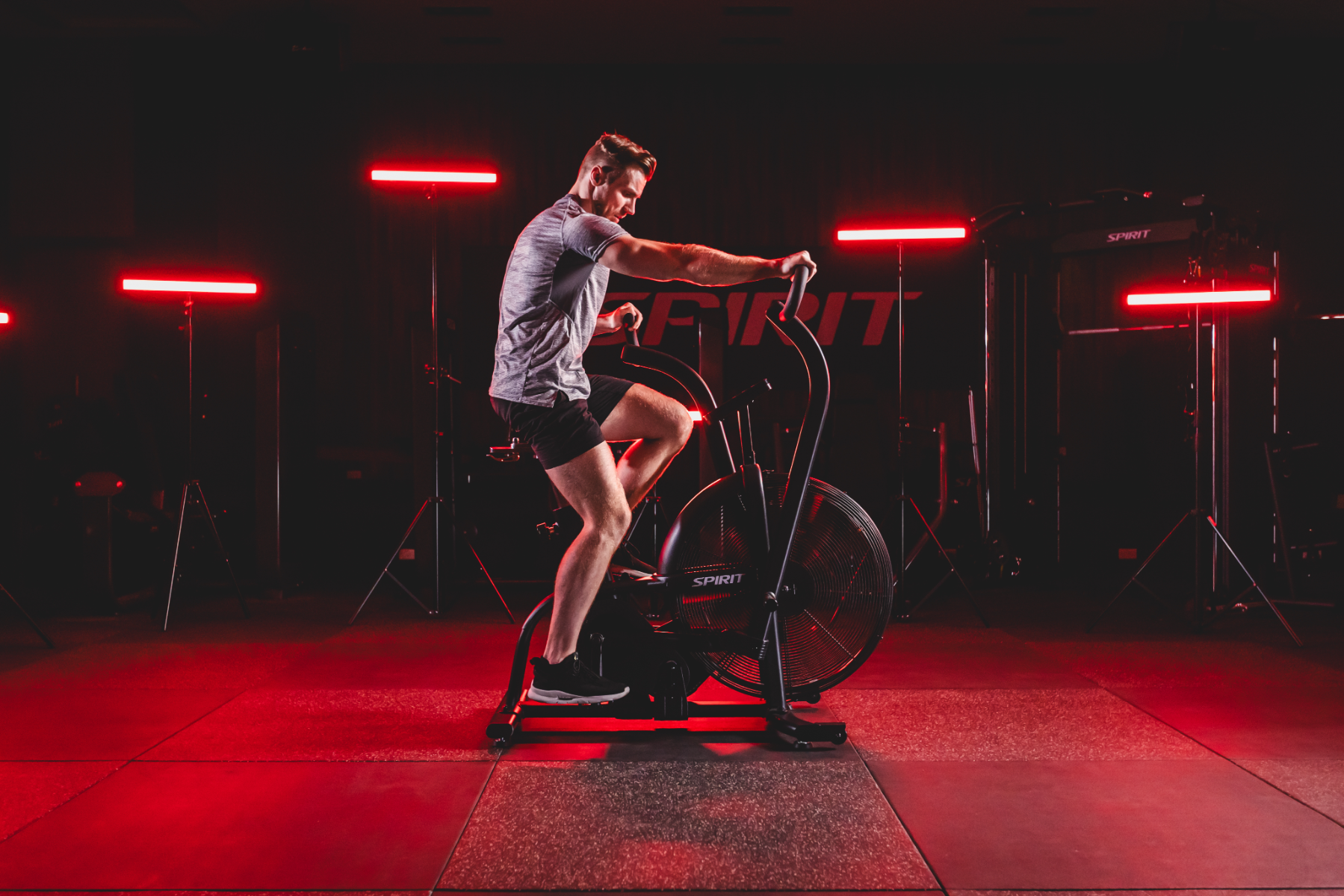 Commercial fitness environment