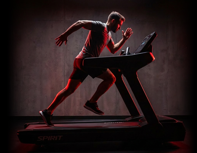 900 Series Treadmill